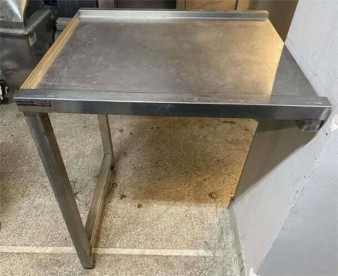 Τραπέζι Ανοξείδωτο Εξόδου Πλυντηρίου 70x62x86Cm Μεταχειρισμένο 